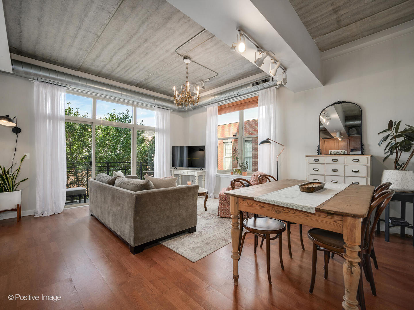 1228 W MONROE Street 408