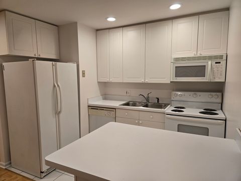 Tiny photo for 5646 N Kenmore Avenue #3D, Chicago, IL 60660 (MLS # 12615223)