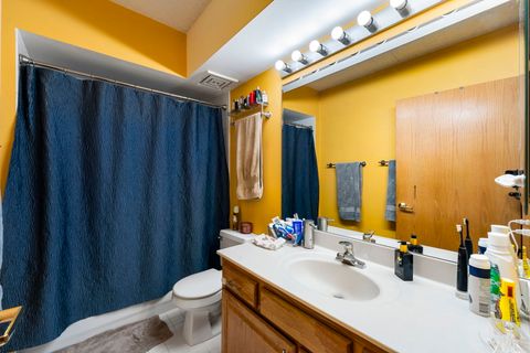 Tiny photo for 5555 N CUMBERLAND Avenue #509, Chicago, IL 60656 (MLS # 12527059)
