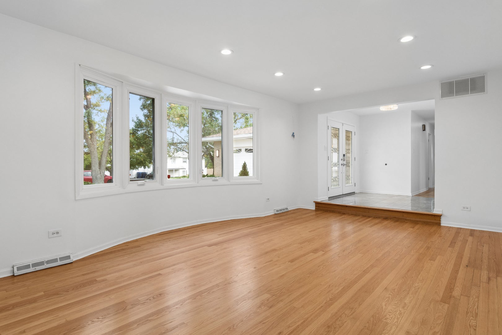 8736 S 80th Court