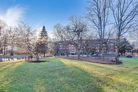 Tiny photo for 3940 W BRYN MAWR Ave #310, Chicago, IL 60659 (MLS # 12548487)