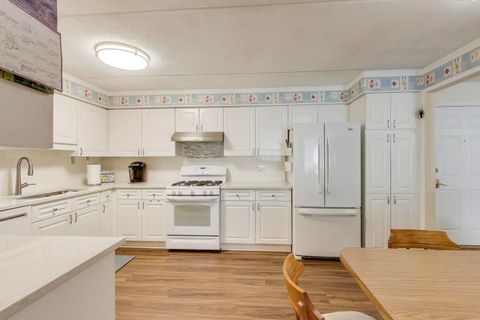 Tiny photo for 3940 W BRYN MAWR Ave #310, Chicago, IL 60659 (MLS # 12548487)