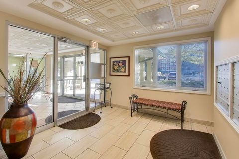 Tiny photo for 3940 W BRYN MAWR Ave #310, Chicago, IL 60659 (MLS # 12548487)