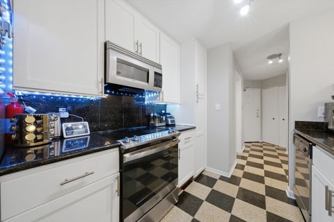 Tiny photo for 1749 Eastwood Court #6, Schaumburg, IL 60195 (MLS # 12693166)