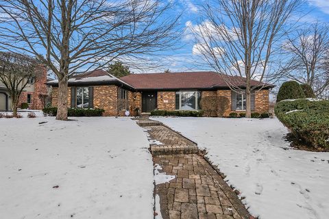 A home in Burr Ridge