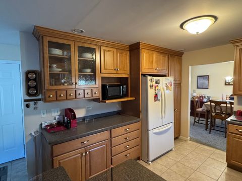 Tiny photo for 12N309 Hilltop Road, Elgin, IL 60124 (MLS # 12475185)