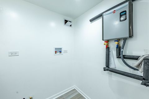 Tiny photo for 7601 S Rhodes Avenue, Chicago, IL 60619 (MLS # 12593526)