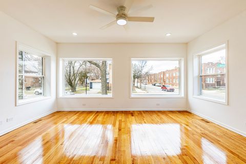Tiny photo for 7601 S Rhodes Avenue, Chicago, IL 60619 (MLS # 12593526)
