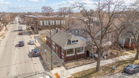 Tiny photo for 7601 S Rhodes Avenue, Chicago, IL 60619 (MLS # 12593526)