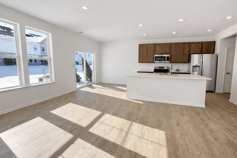 Tiny photo for 16517 W Golden Valley Lane, Lockport, IL 60441 (MLS # 12557826)