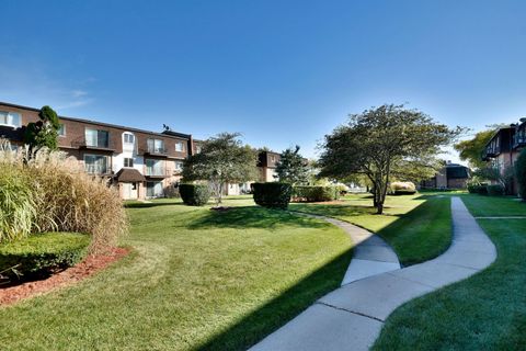 A home in Des Plaines