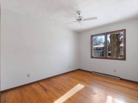 Tiny photo for 2624 E George Washington Boulevard, Davenport, IA 52803 (MLS # 12555503)