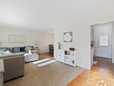 Tiny photo for 2624 E George Washington Boulevard, Davenport, IA 52803 (MLS # 12555503)