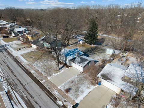 Tiny photo for 2624 E George Washington Boulevard, Davenport, IA 52803 (MLS # 12555503)