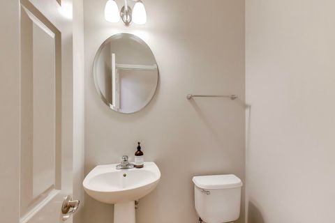 Tiny photo for 125 N Rose Street #E, Palatine, IL 60067 (MLS # 12513927)