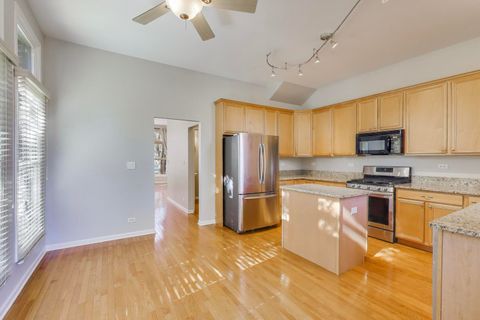 Tiny photo for 125 N Rose Street #E, Palatine, IL 60067 (MLS # 12513927)