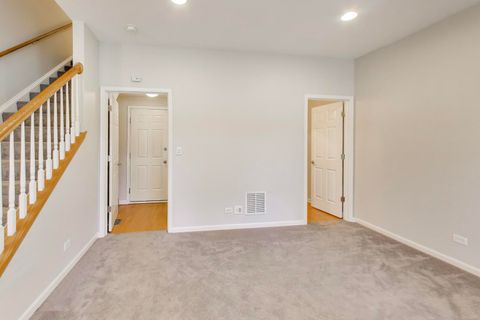 Tiny photo for 125 N Rose Street #E, Palatine, IL 60067 (MLS # 12513927)