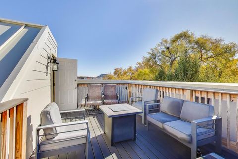 Tiny photo for 125 N Rose Street #E, Palatine, IL 60067 (MLS # 12513927)