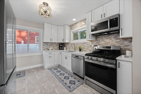 Tiny photo for 306 Lincoln Avenue, Downers Grove, IL 60515 (MLS # 12791958)