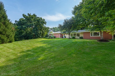 Tiny photo for 4108 Rigby Road, Crystal Lake, IL 60012 (MLS # 12751980)