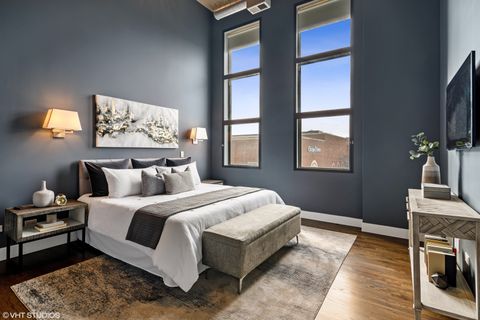 Tiny photo for 758 N Larrabee Street #411, Chicago, IL 60654 (MLS # 12550627)