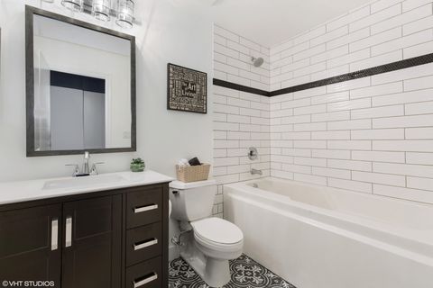 Tiny photo for 758 N Larrabee Street #411, Chicago, IL 60654 (MLS # 12550627)