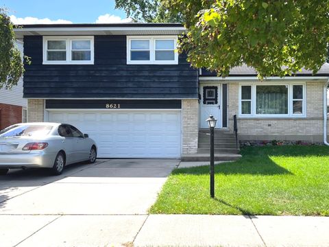 Tiny photo for 8621 W Madison Drive, Niles, IL 60714 (MLS # 12604637)