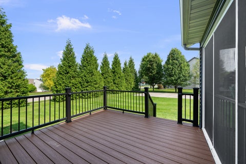 Tiny photo for 5089 Wyndham Court, Bettendorf, IA 52722 (MLS # 12681384)