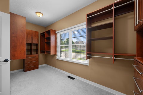 Tiny photo for 5089 Wyndham Court, Bettendorf, IA 52722 (MLS # 12681384)