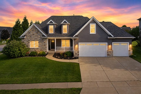 Photo of 5089 Wyndham Court, Bettendorf, IA 52722 (MLS # 12681384)