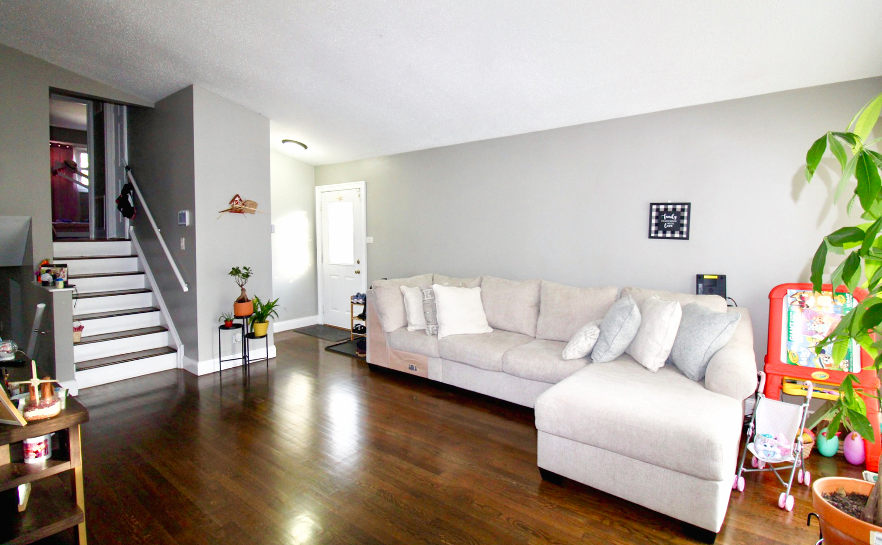 16637 Paulina Street