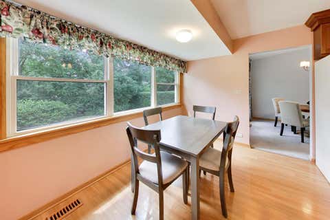 Tiny photo for 803 E Valley Lane, Arlington Heights, IL 60004 (MLS # 12712844)