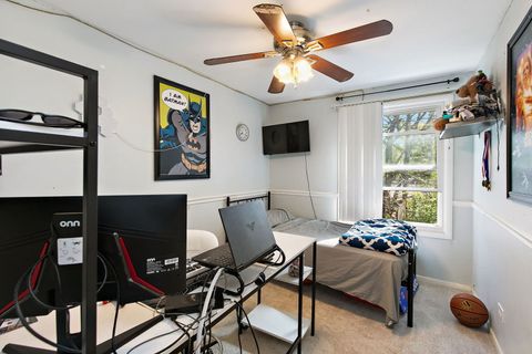 Tiny photo for 1797 Queensbury Circle, Hoffman Estates, IL 60169 (MLS # 12637955)