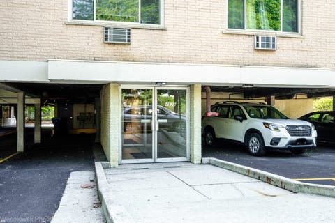 Tiny photo for 4939 S Dorchester Avenue #5F, Chicago, IL 60615 (MLS # 12701256)
