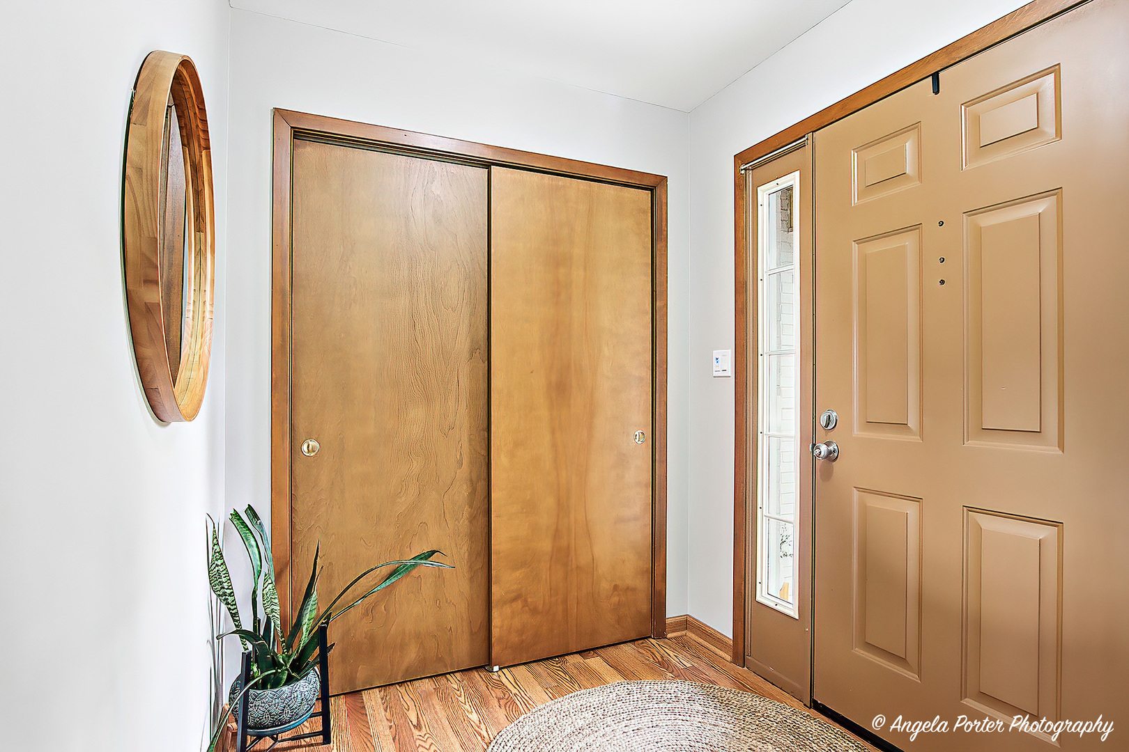 3402 W Bretons Drive