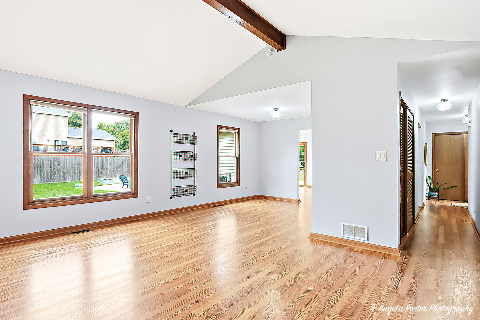 3402 W Bretons Drive