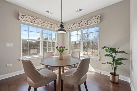 Tiny photo for 2701 Commons Drive #210, Glenview, IL 60026 (MLS # 12590746)