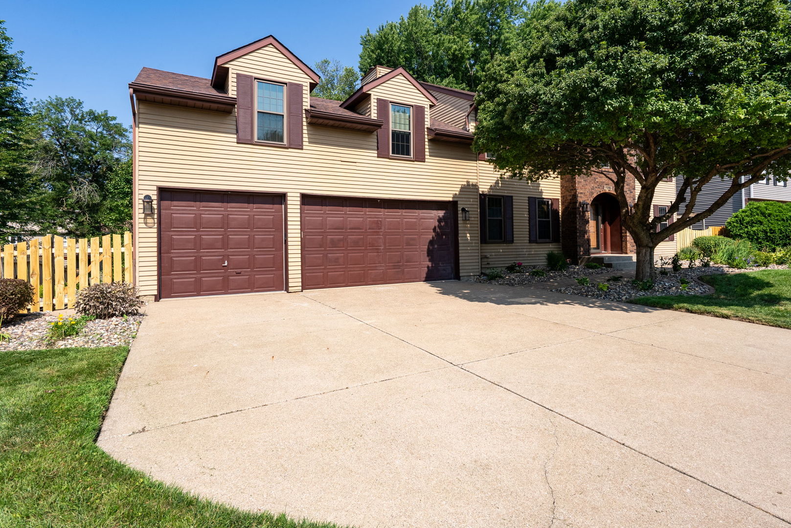 4490 Hamilton Drive