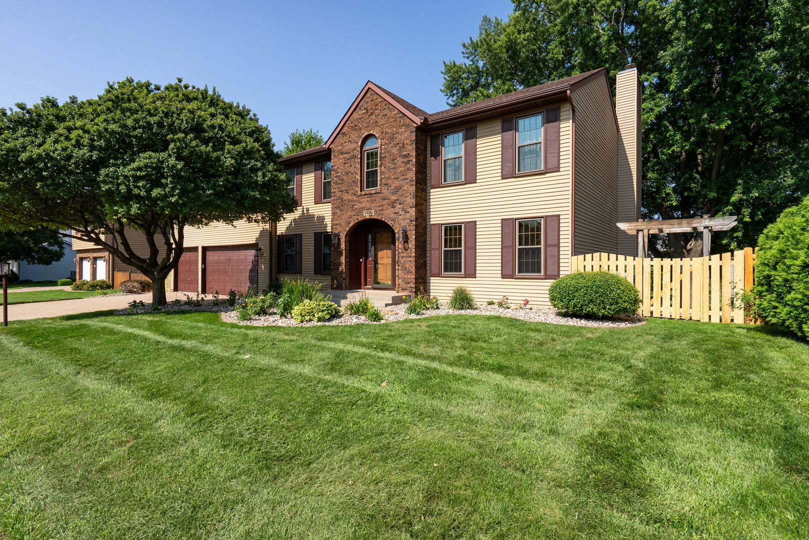 4490 Hamilton Drive