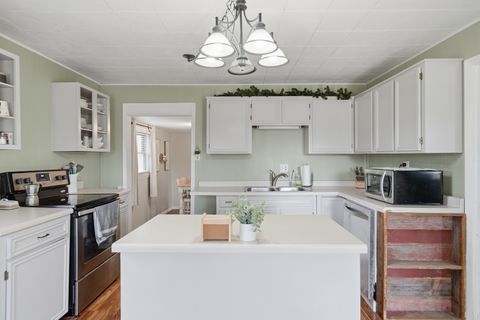 Tiny photo for 418 E Wall Street, Morrison, IL 61270 (MLS # 12592636)