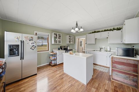 Tiny photo for 418 E Wall Street, Morrison, IL 61270 (MLS # 12592636)