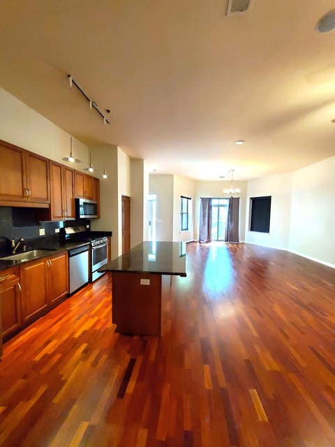 Tiny photo for 1250 S Indiana Avenue #107, Chicago, IL 60605 (MLS # 12677488)