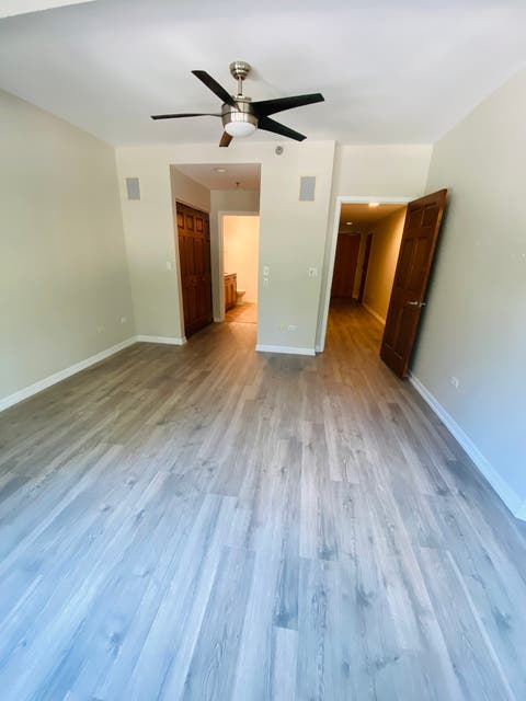 Tiny photo for 1250 S Indiana Avenue #107, Chicago, IL 60605 (MLS # 12677488)