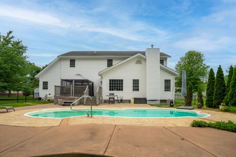 Tiny photo for 1601 Foxfire Lane, Herrin, IL 62948 (MLS # 12656018)