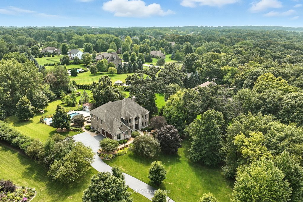 5N175 Oak Hill Drive