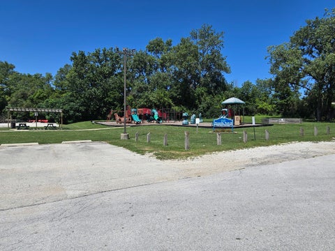 Tiny photo for 7300 W 114th Place, Worth, IL 60482 (MLS # 12717454)