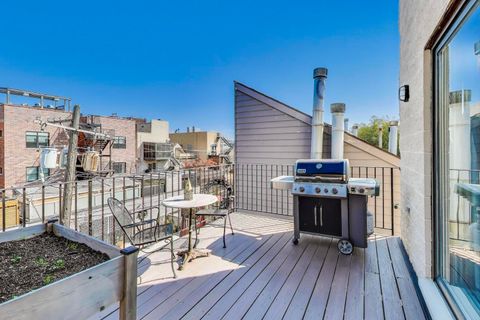 Tiny photo for 1142 W Cornelia Avenue #3, Chicago, IL 60657 (MLS # 12470731)