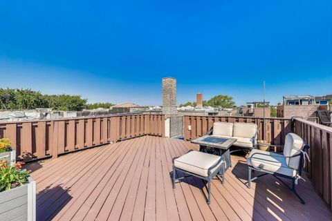 Tiny photo for 1142 W Cornelia Avenue #3, Chicago, IL 60657 (MLS # 12470731)