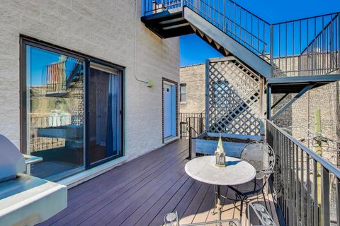 Tiny photo for 1142 W Cornelia Avenue #3, Chicago, IL 60657 (MLS # 12470731)