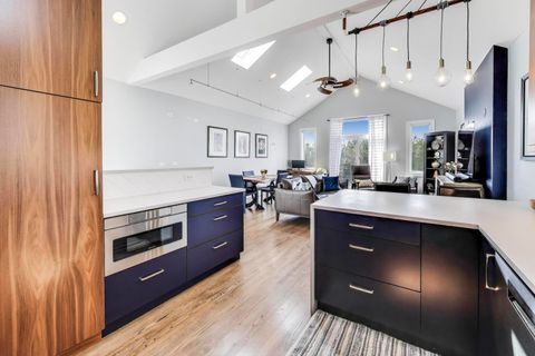 Tiny photo for 1142 W Cornelia Avenue #3, Chicago, IL 60657 (MLS # 12470731)